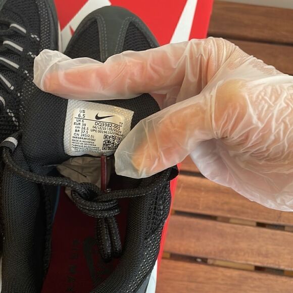 Nike Air Max 95 Essential Anthracite Team Red Men6.5/Women 8(DQ3982-001)MSRP$175 - Picture 12 of 15